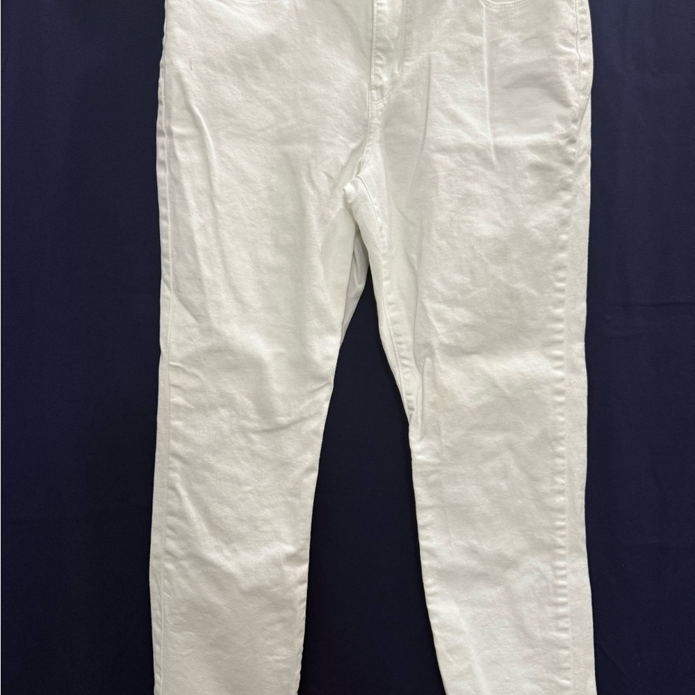 NWOT Levi’s Classic Straight White Jeans W32 L30 Waterless Denim Wardrobe Staple